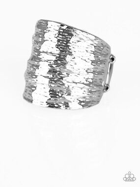 Paparazzi Ring (R202)